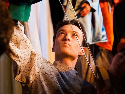 «Пробита голова, порезы на шее»: страшные подробности смерти актера Белецкого в Индии