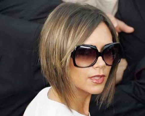 На фоне скандала с экс-любовницей Дэвида Бекхэма его жена выкладывает романтичные фото