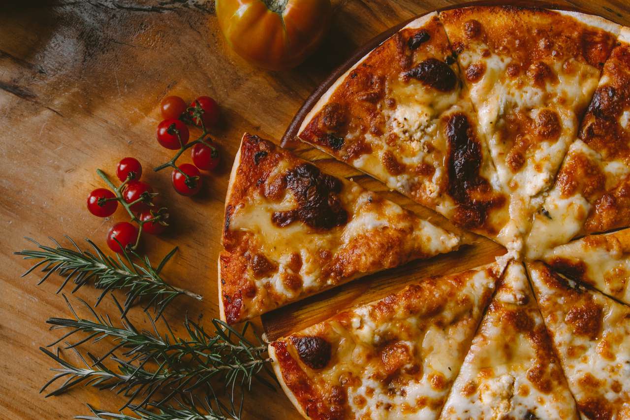 пицца -классика, если остаются продукты в холодильнике