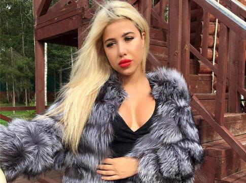 Звезда «Дома−2» Мария Кохно выступила против диет: «Последствия потом катастрофические»