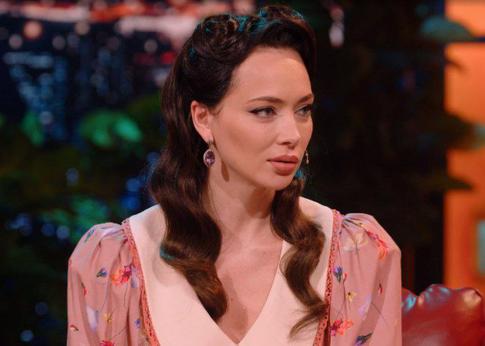 Самбурская влюбилась: актриса поделилась подробностями романа