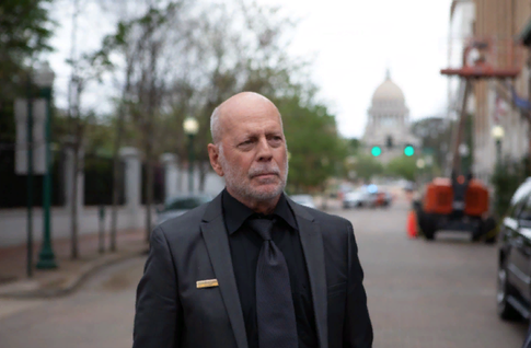 «Я сделала выбор»: жена страдающего деменцией Уиллиса испытывает чувство вины