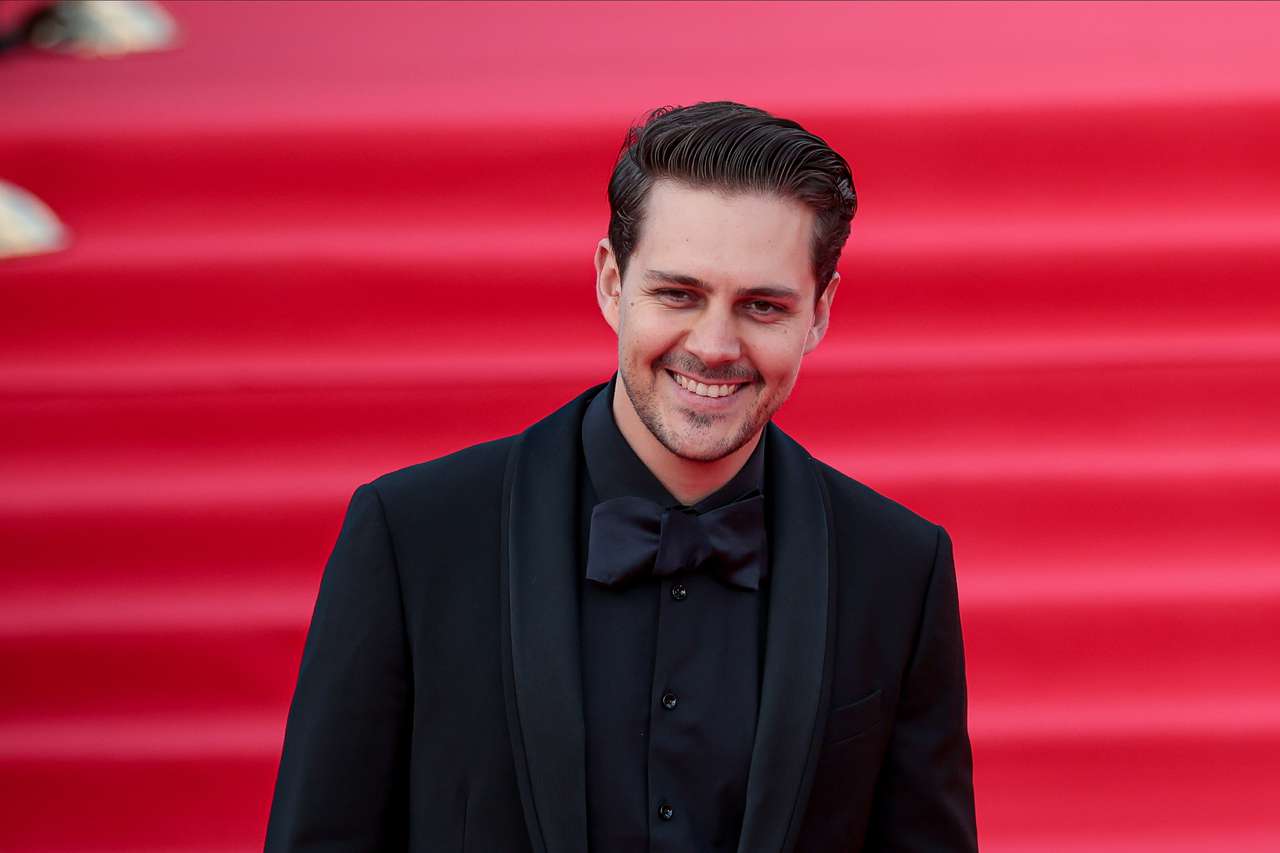 Милош Бикович