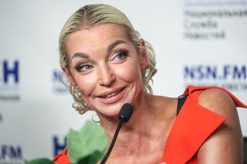 «Пошли они все на **!»: Волочкова устроила разнос отказавшему ей Лазареву