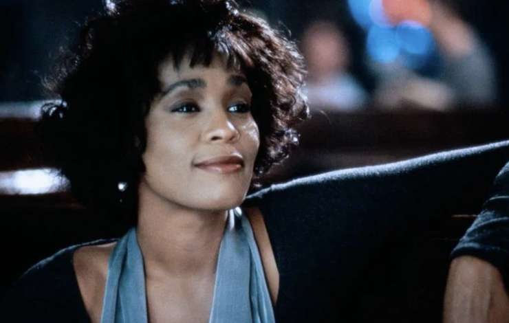 Уитни Хьюстон