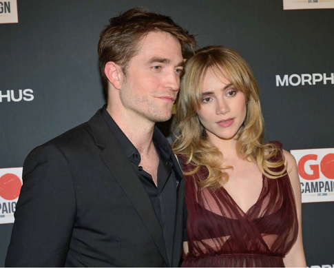 Беременная Сьюки Уотерхаус показала помолвочное кольцо