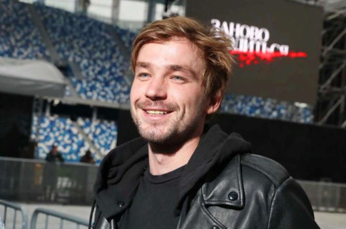 Саша Петров продает свой пентхаус из-за молодой жены