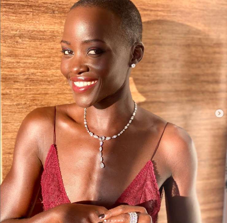 Лупита Нионго Лупита Нионго