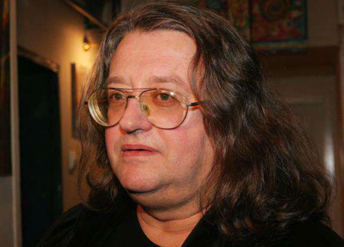 «Мои личные вещи»: сын рассказал, что вынес из квартиры Градского