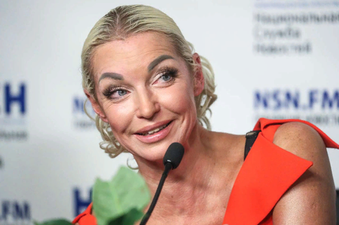 «Я его обожаю»: Волочкова простила отказавшего ей в фото Лазарева