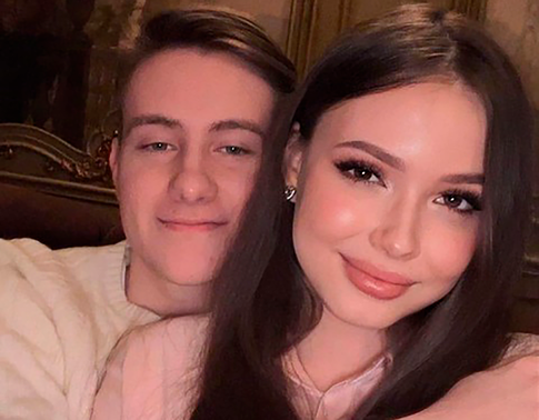 Беременную звезду «Ворониных» Марию Ильюхину раскритиковали за выбор родов