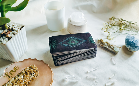 Как сделать выбор в сложной жизненной ситуации: таро — миф или реальность