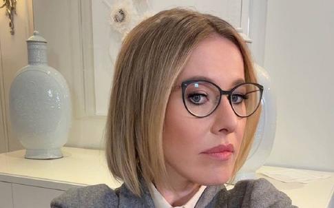 На Собчак подала в суд женщина-юрист, которую Ксения назвала «форумчаночкой»