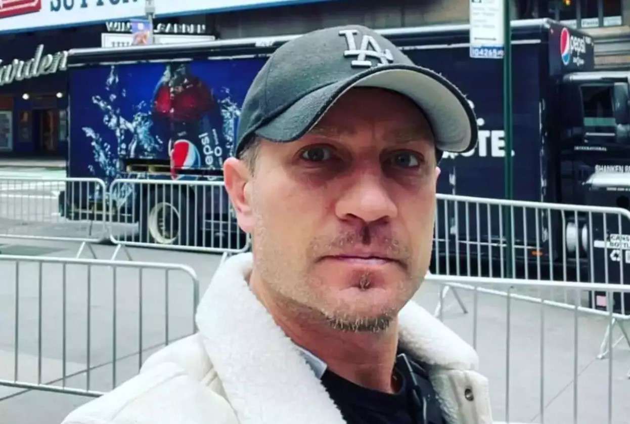 Роман Костомаров