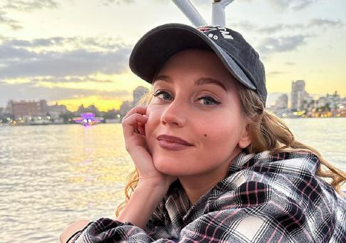 Выступающую против пластики Асмус разнесли в пух и прах подписчики