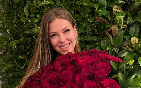 Дакота показала, как выглядела в бикини в своем максимальном весе (фото)