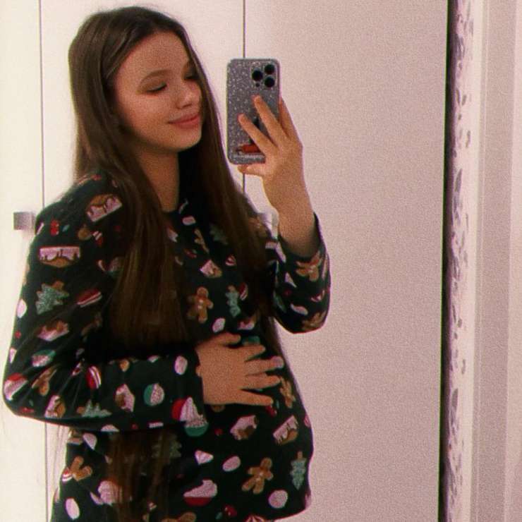 Мария Ильюхина на третьем триместре беременности