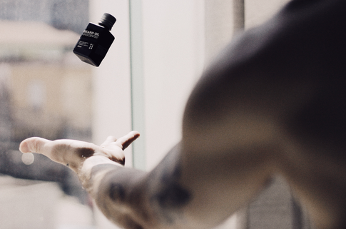 Коктейль для кожи, спирулина для лица, воск для волос: бьюти-подарки на 23 февраля