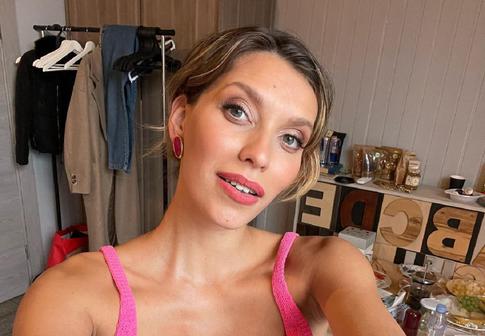 «Готовлюсь к третьим родам»: рассекретившая личные планы Тодоренко нарвалась на хейт