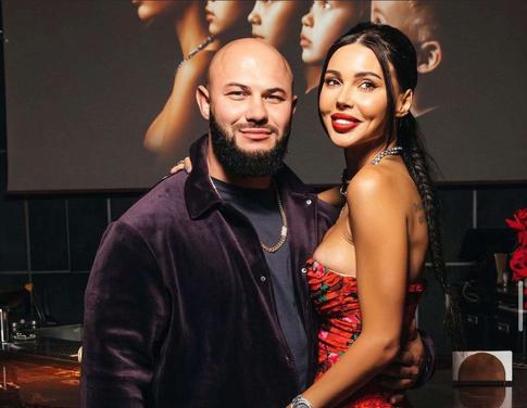 Дочь Оксаны Самойловой написала ей трогательное письмо: «Я понимаю, тебе тяжело»