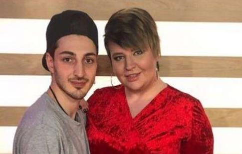 Звезда «Дома−2» Саша Черно задумалась о разводе