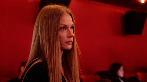 Кадры недели: Ходченкова пришла с новым парнем, Михалков вернулся из Индии