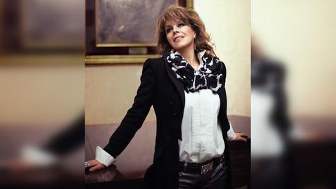 Казарновская ответила Марии Максаковой, которая назвала ее профнепригодной