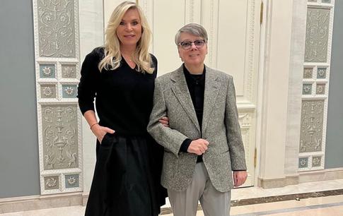 Марина Юдашкина навестила с мужем Пугачеву в Израиле