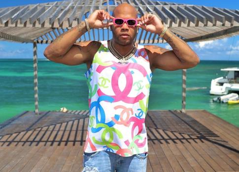 Единственный сын рэпера Flo Rida выпал из окна