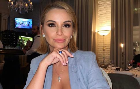 Ольга Орлова засветила лицо новорожденной дочери