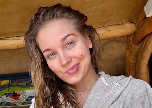 Асмус объяснила, почему поправилась: «Беременна»