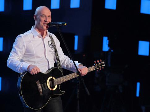 Денис Майданов — об уехавших звездах: «Прощать и возвращать некого — эти люди уже ничего не значат для страны»