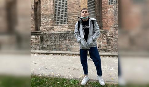 Тело 33-летнего певца Динара Рахматуллина обнаружили на студии