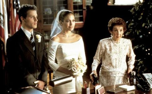 4 признака мужчины, который будет ставить маму выше вас