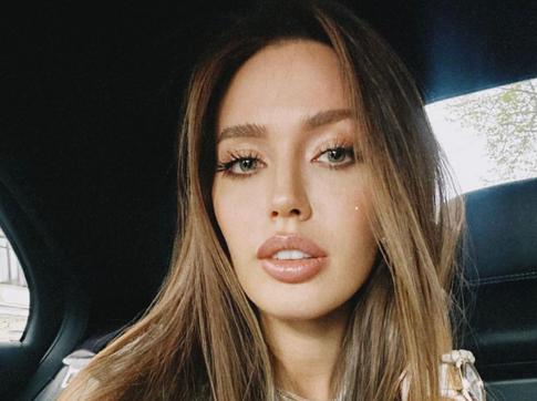 Костенко рассказала о страданиях после пластики груди