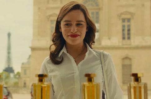 Парфюмерный этикет: как использовать духи в офисе, на свидании и дома