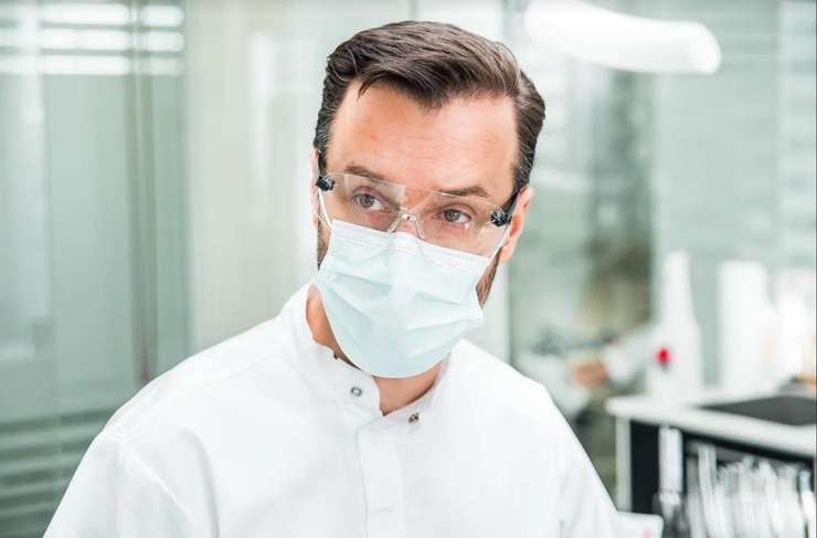 Андрей Жук, стоматолог-ортодонт, кандидат медицинских наук Андрей Жук, стоматолог-ортодонт, кандидат медицинских наук