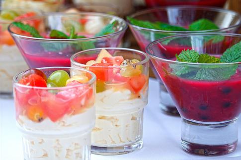 Не навредят фигуре: 5 летних десертов для тех, кто на ПП