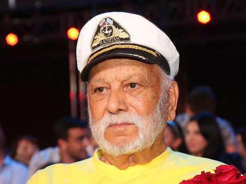 Филипп Киркоров трогательно поздравил отца с днем рождения