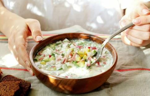 5 рецептов по-настоящему необычной окрошки