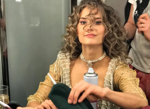 Переломы челюсти, сломанные зубы и другие травмы: актриса Алена Митрошина серьезно пострадала из-за самокатчика