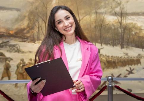 Дайнеко избавилась от тату в честь бывшего возлюбленного