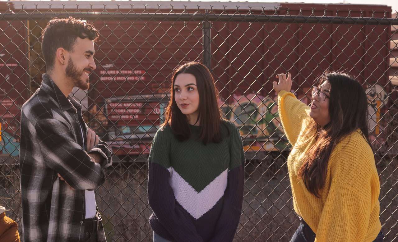 зачем мужчина пытается заставить вас ревновать