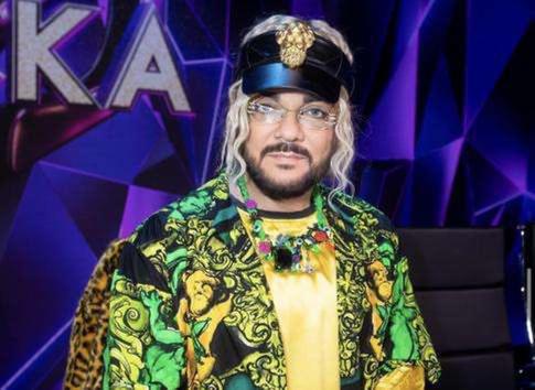 «Совсем из ума вышел»: Киркоров дал потрогать зрителям свои ягодицы