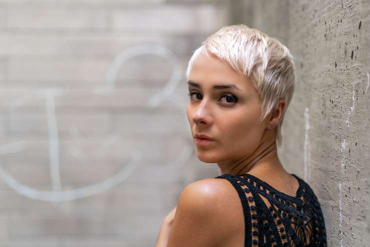 светлые волосы визуально кажутся плотнее светлые волосы визуально кажутся плотнее