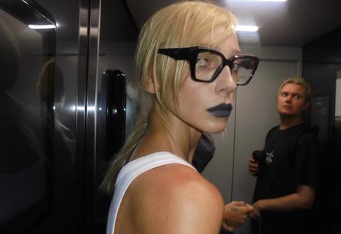 «Так и до анорексии недалеко»: Ивлеева сверкнула прелестями в откровенном нижнем белье