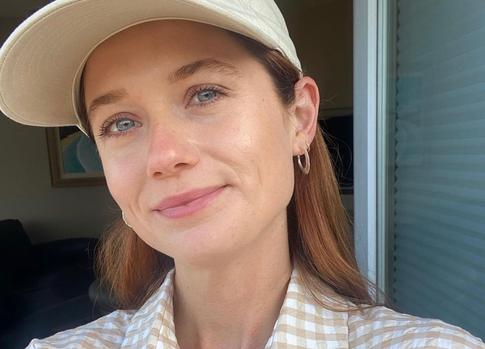 Звезда «Гарри Поттера» Бонни Райт родила первенца