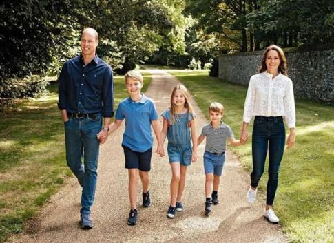 Кто в королевской семье женился на родственниках