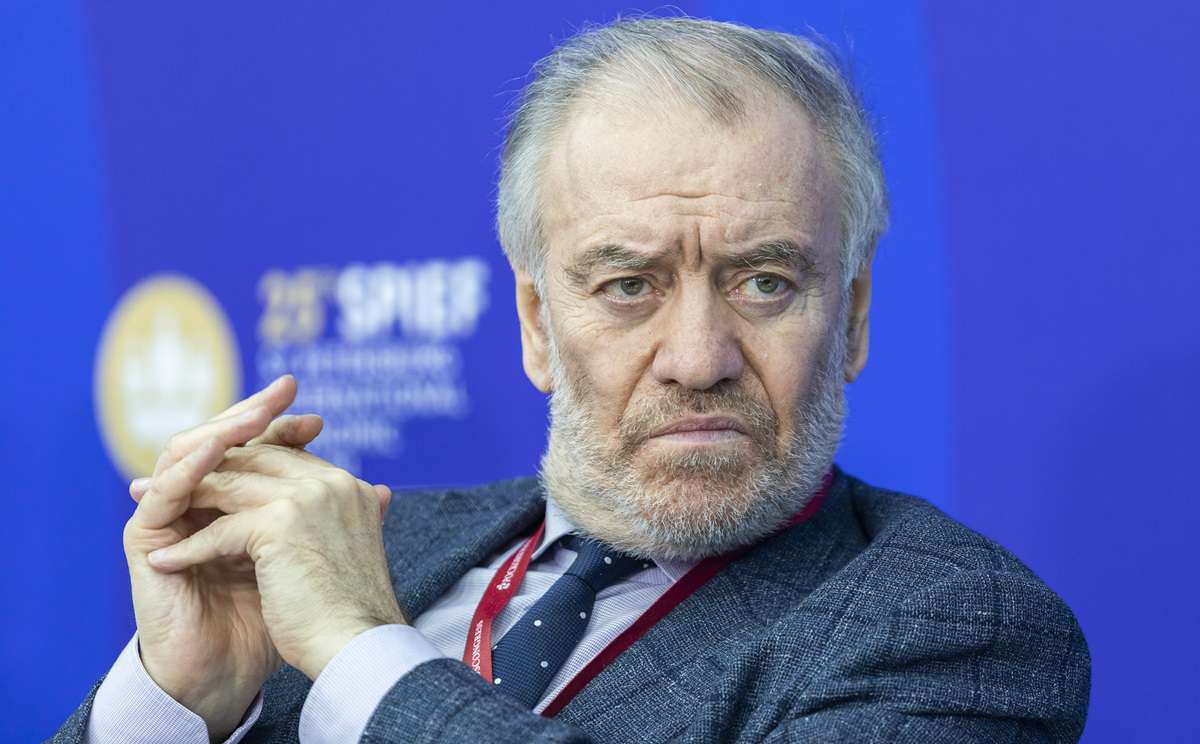 сколько лет клаве коке в 2024 году. клава кока сейчас 2022. клава кока 2022. клава кока камеди клаб 2020. певица клава кока.