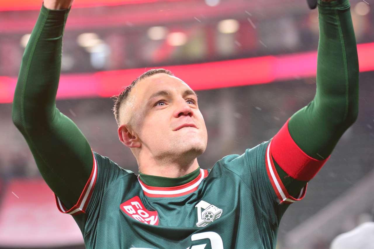 Артем Дзюба